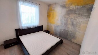 Predaj slnečný3 izbový samostatný rod. dom v príjemnej lokal - 8