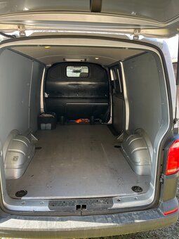 Volkswagen T6 Transporter 2.0 TDI 150k LR - 8