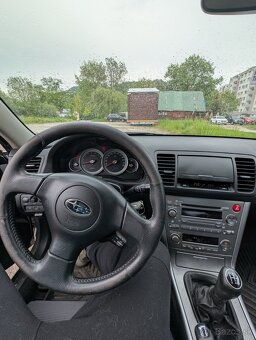 Subaru Legacy - 8