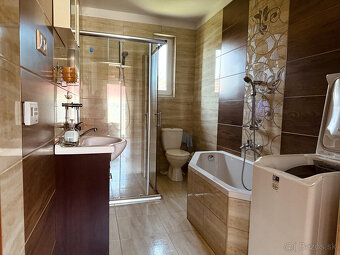 Ponúkame Vám na predaj rodinný dom v Novákoch - 8