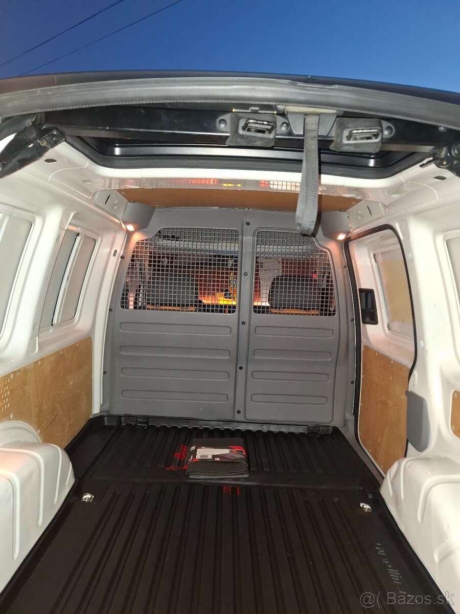 Volkswagen Caddy 2.0 SDI - 9