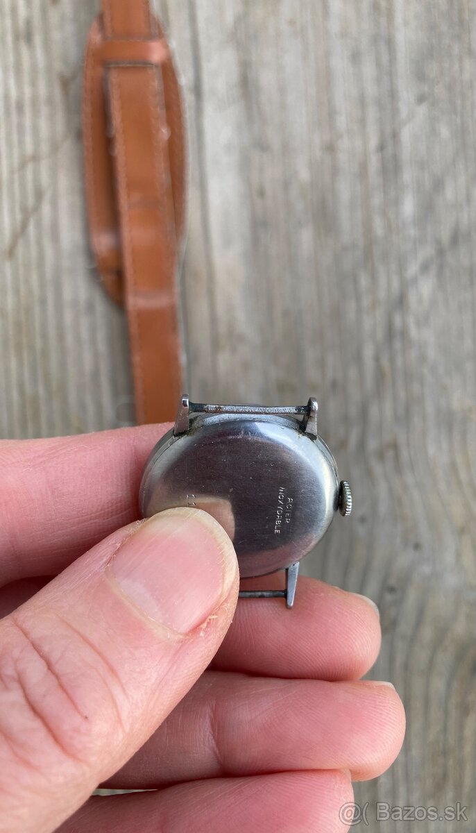 starožitné náramkové hodinky - 9