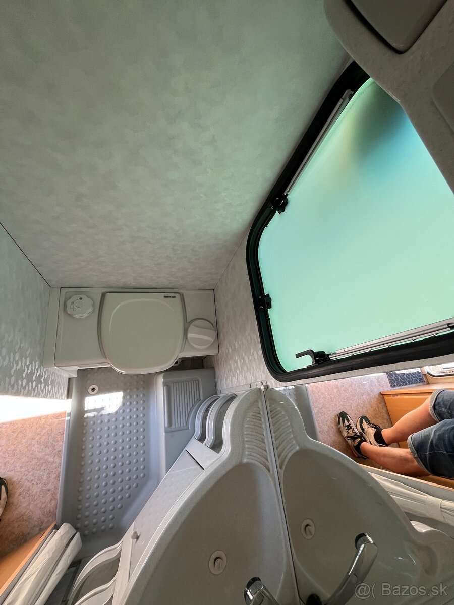 Predam karavan ADRIA 390 DB - 9