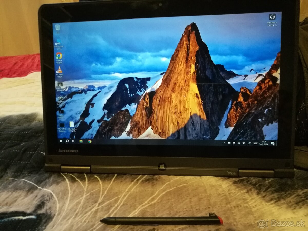 Tablet a netbook v jednom. Lenovo YOGA. - 9
