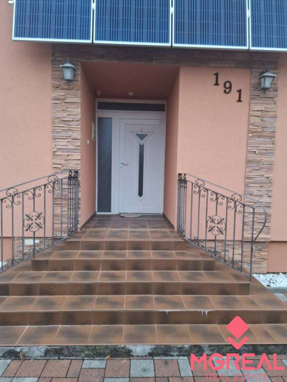 Na predaj rodinný dom v obci Martin nad Žitavou - 9