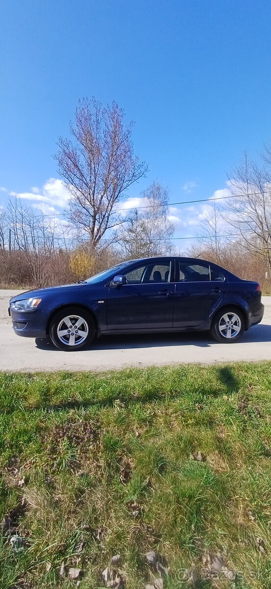 Mitsubishi Lancer 1,5 - 9
