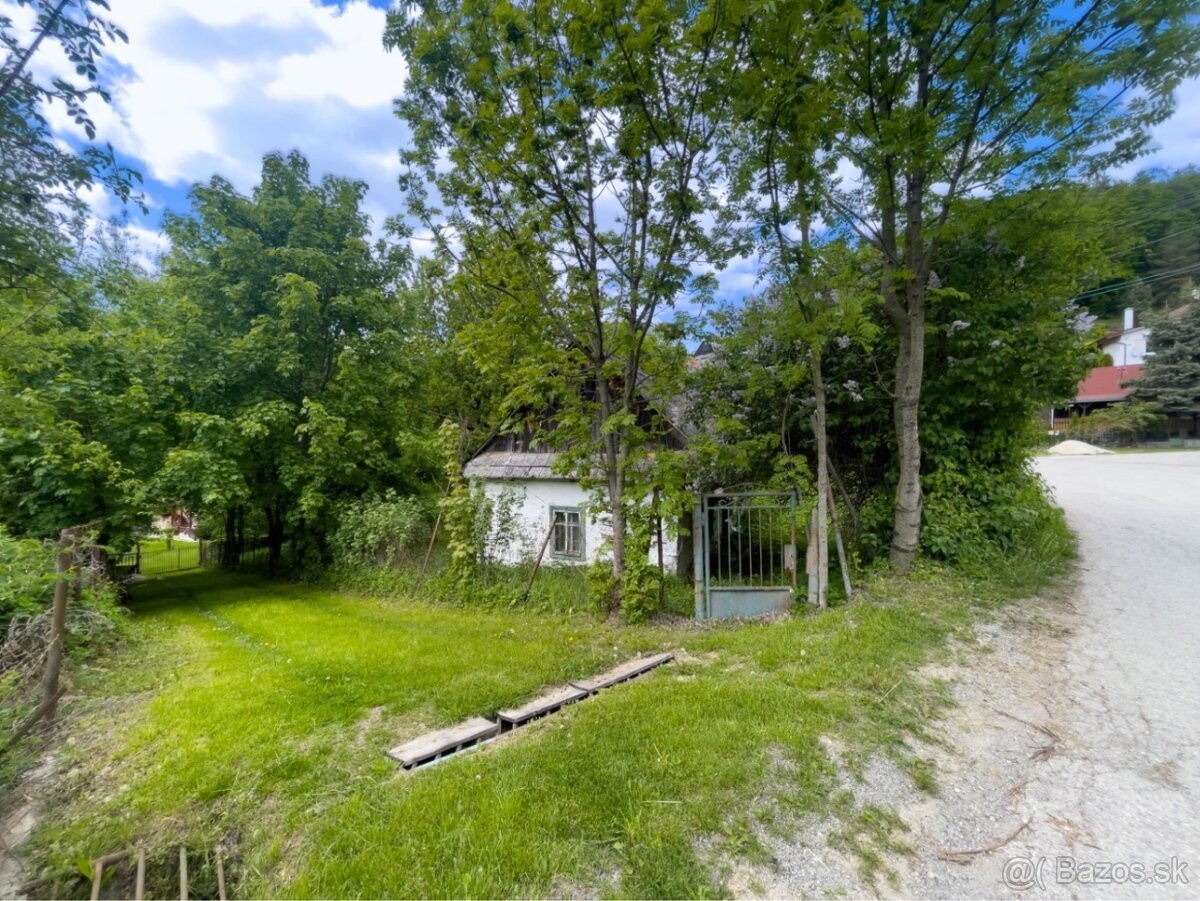 Dom v krásnom prostredí 1475m2 - 9