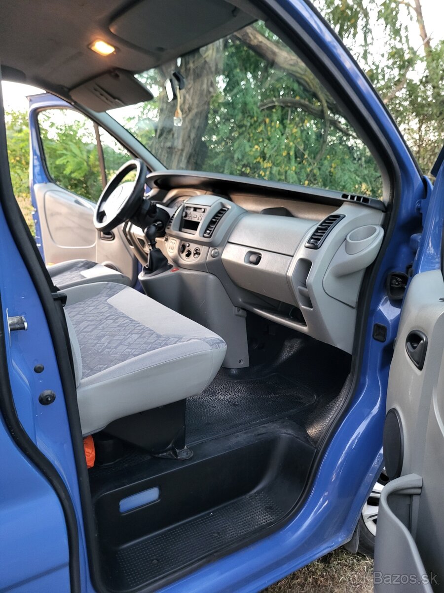 Opel Vivaro 1.9 Di - 9