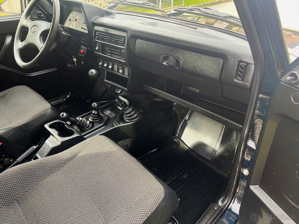 Lada Niva 1.7 - 9