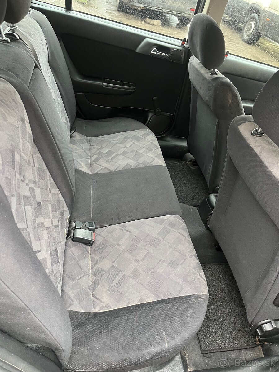 Opel Astra G combi 1,8 benzín - 9