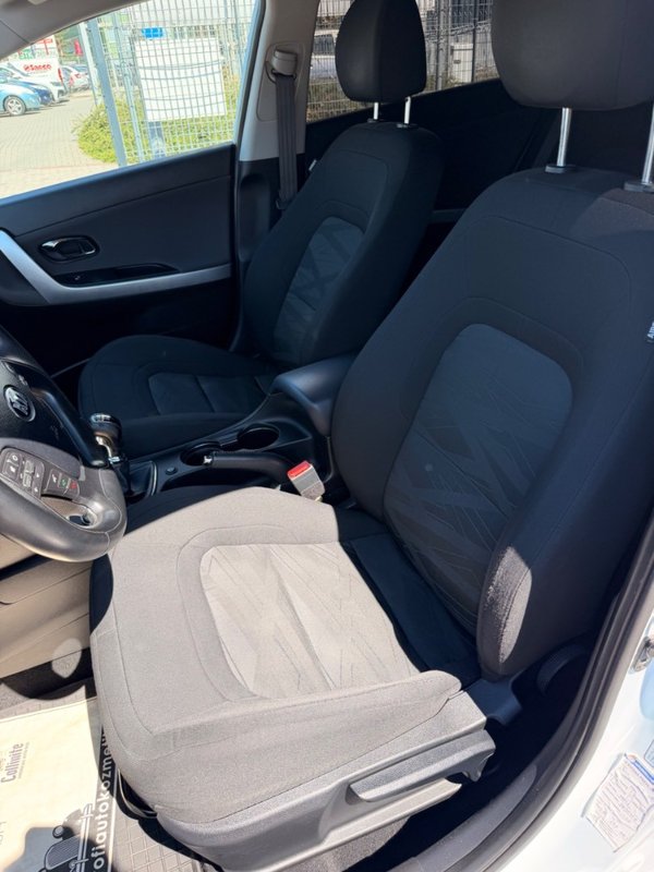 Kia SW 1,6 CRDi GOLD - 9