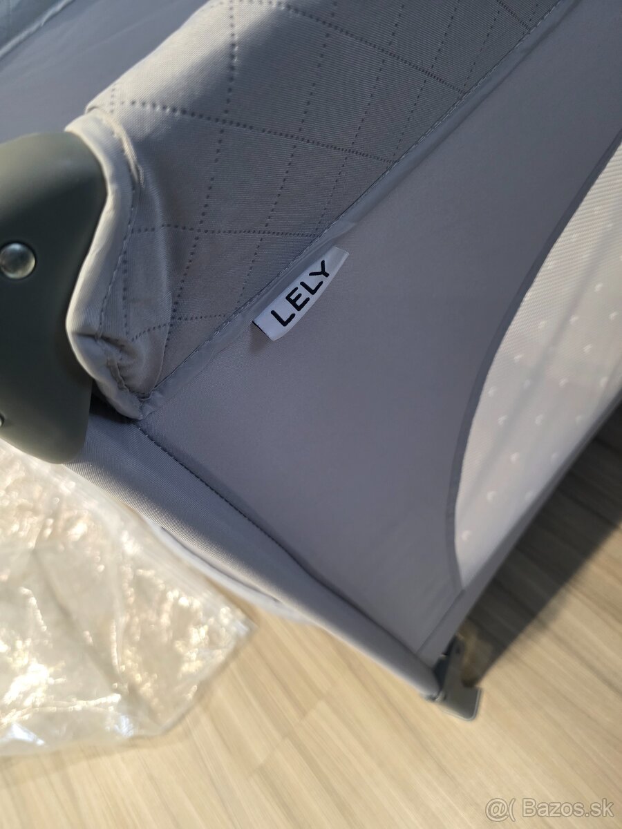 Cestovná postieľka + matrac + plachty - 9