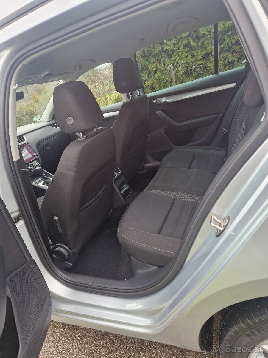 Škoda octavia 3 2.0 Tdi 110kw combi - 9