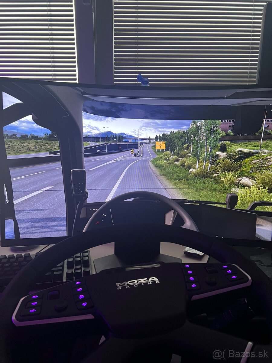 Kompletný sim racing set Moza - 9