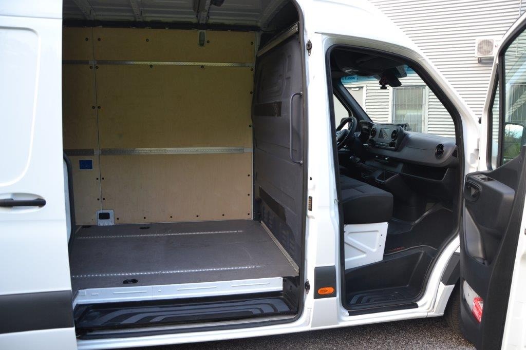 Mercedes-Benz Sprinter Maxi 5/21,velká výbava - 9