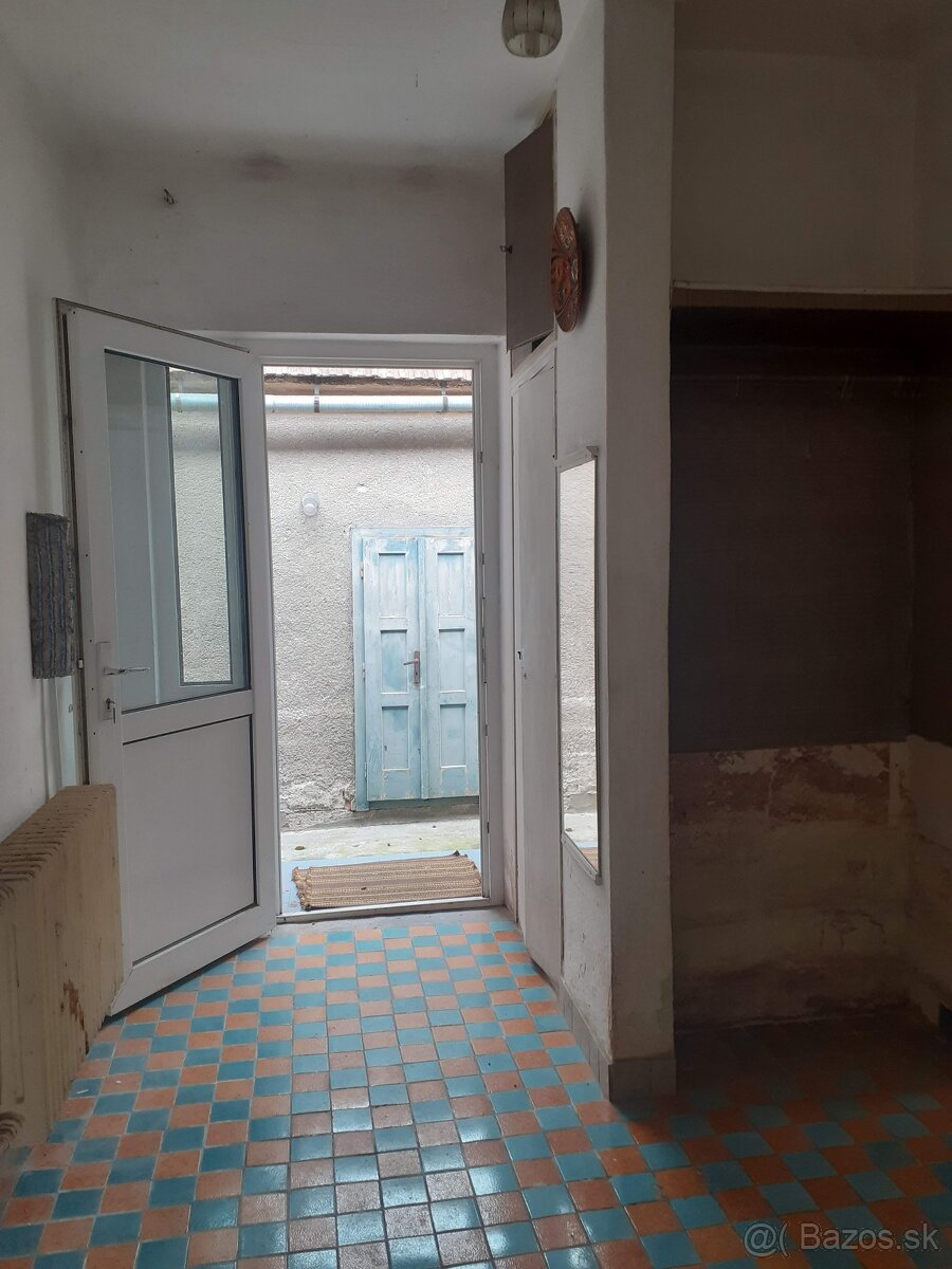 RD v Osľanoch s veľkým pozemkom za dobrú cenu - 9