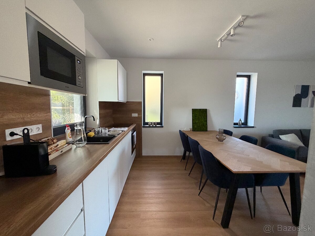 Bungalov rodinný dom v obci Hidvégardó - 9