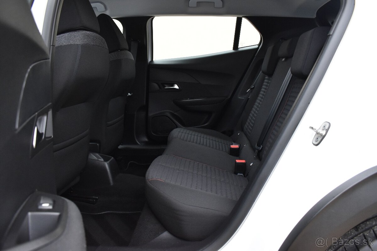 Peugeot 2008 1.5 HDi ROK 2022 - 9