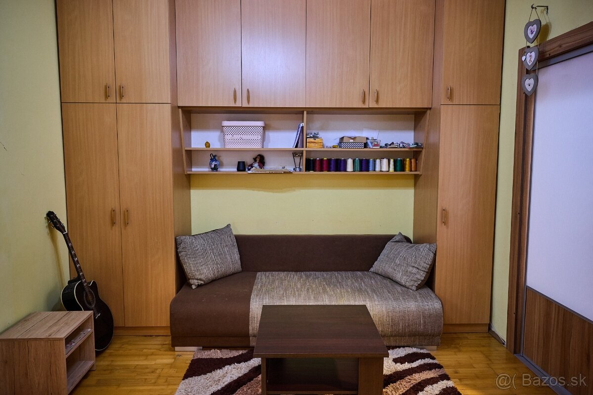 Predám 7 izbový rodinný dom - 9