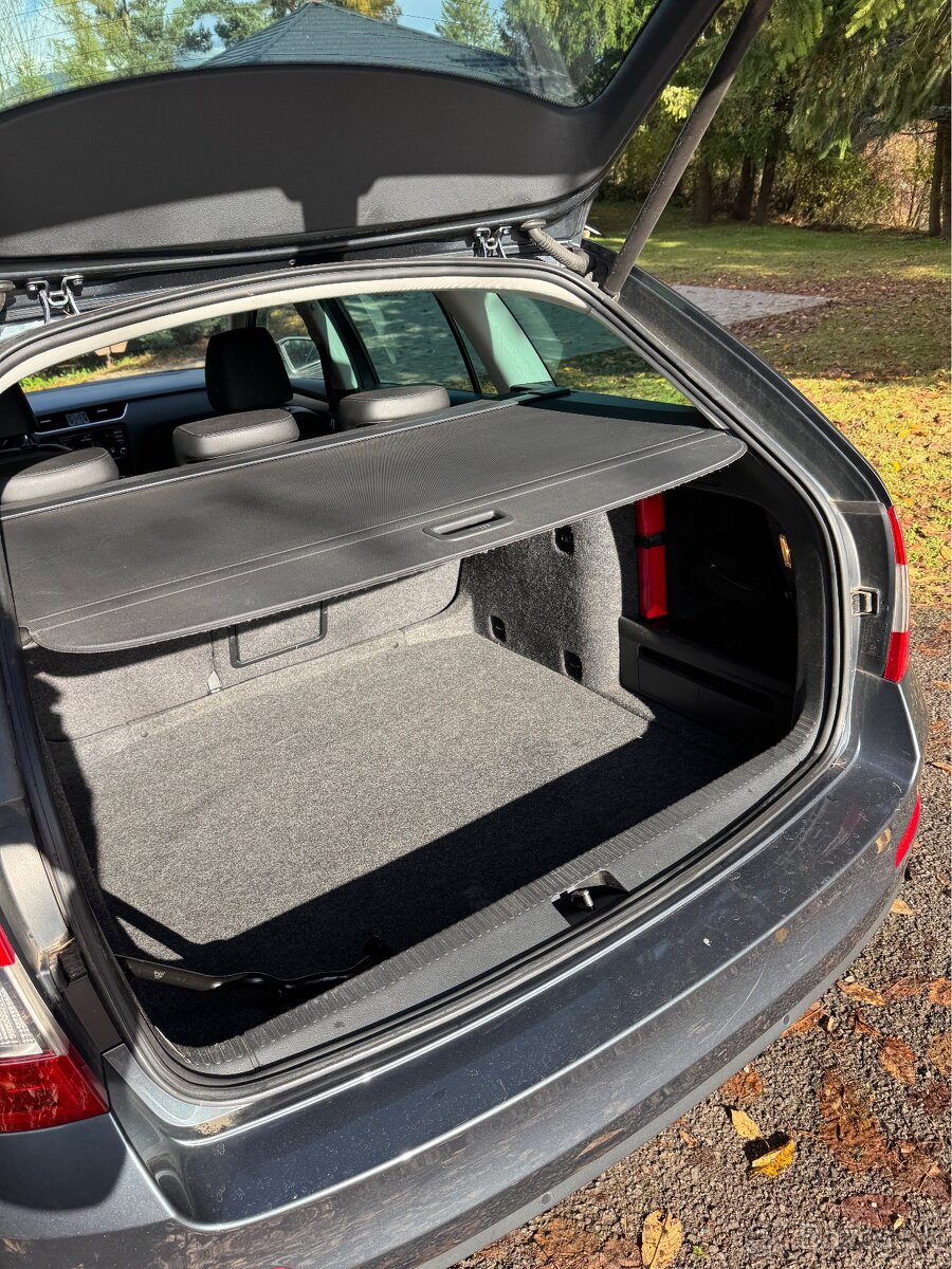 Škoda Octavia III Combi 2.0 TDI - 9