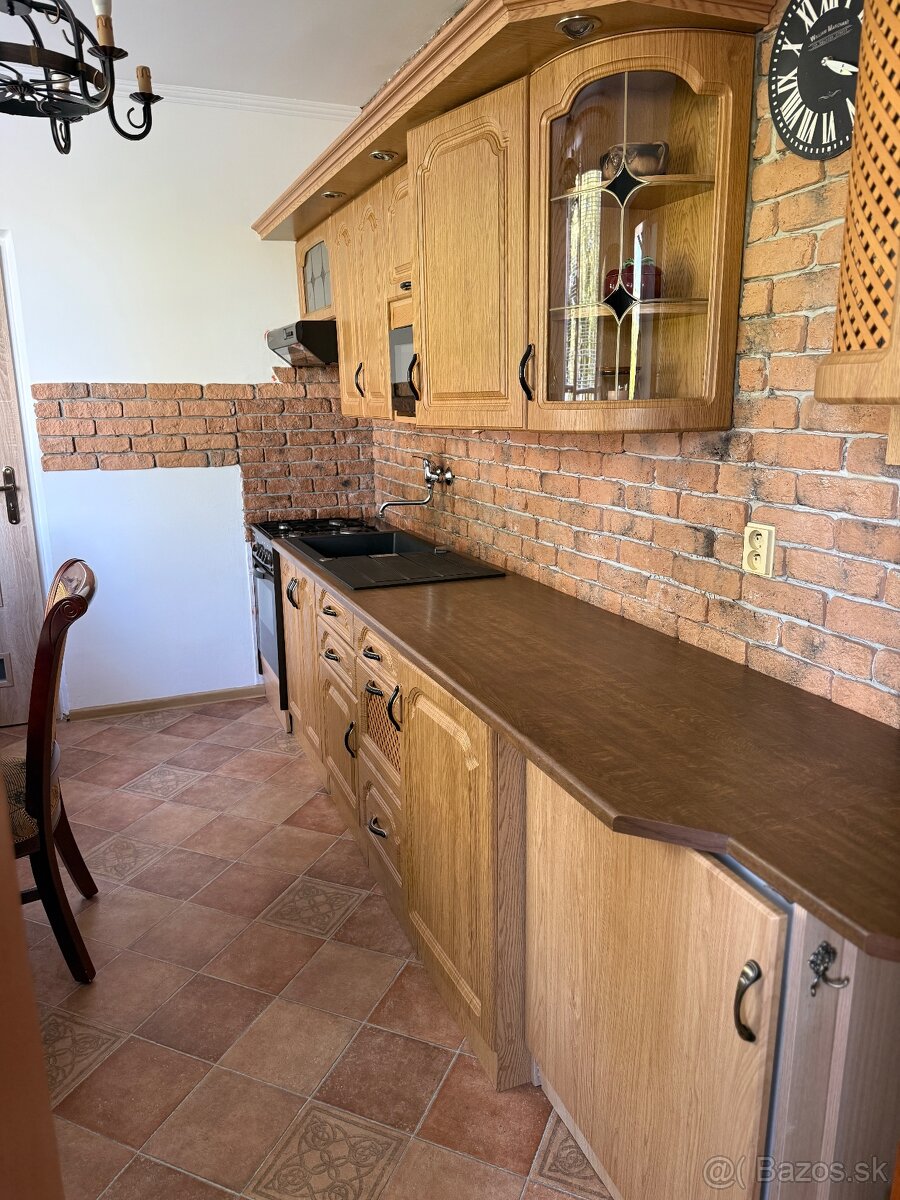 Byt 3-izbový Stred - 9