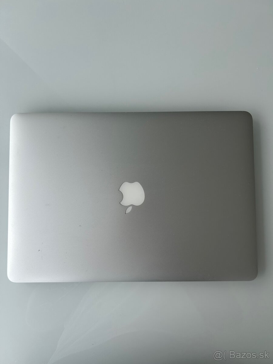 MacBook Pro 15" Retina ,TOP STAV - 9
