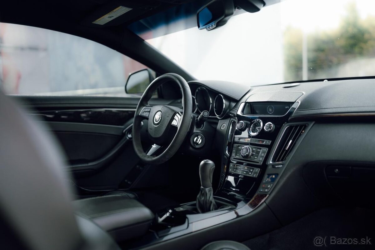 CADILLAC CTS-V 6.2 V8 Supercharged - 9