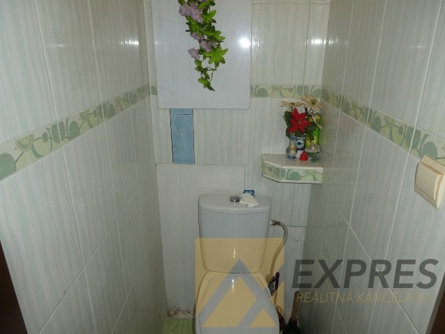 RK EXPRES - na predaj 3 izbový byt v Handlovej, čiastočná re - 9