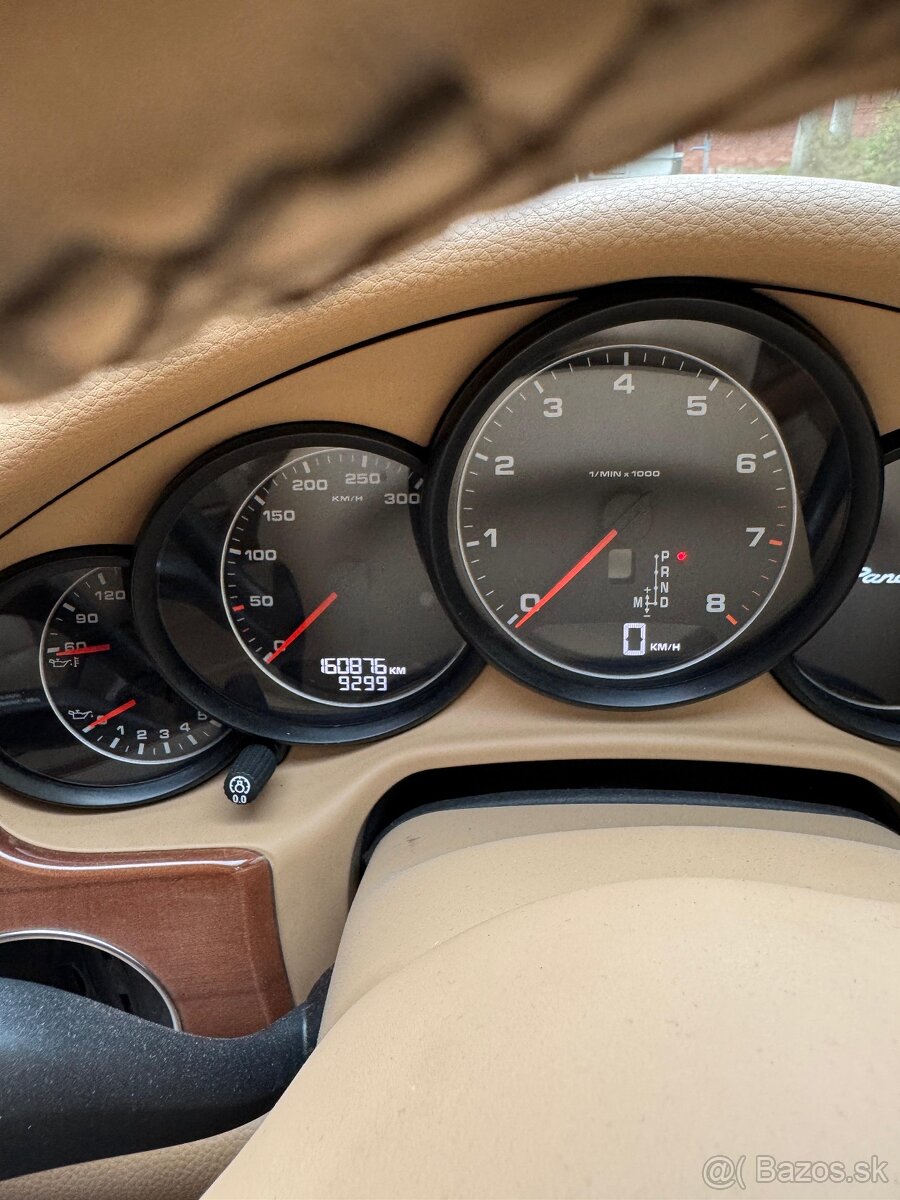 PORSCHE PANAMERA 3.6 - 9