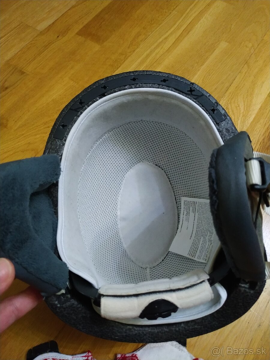 Lyžiarske prilby lacno - 9