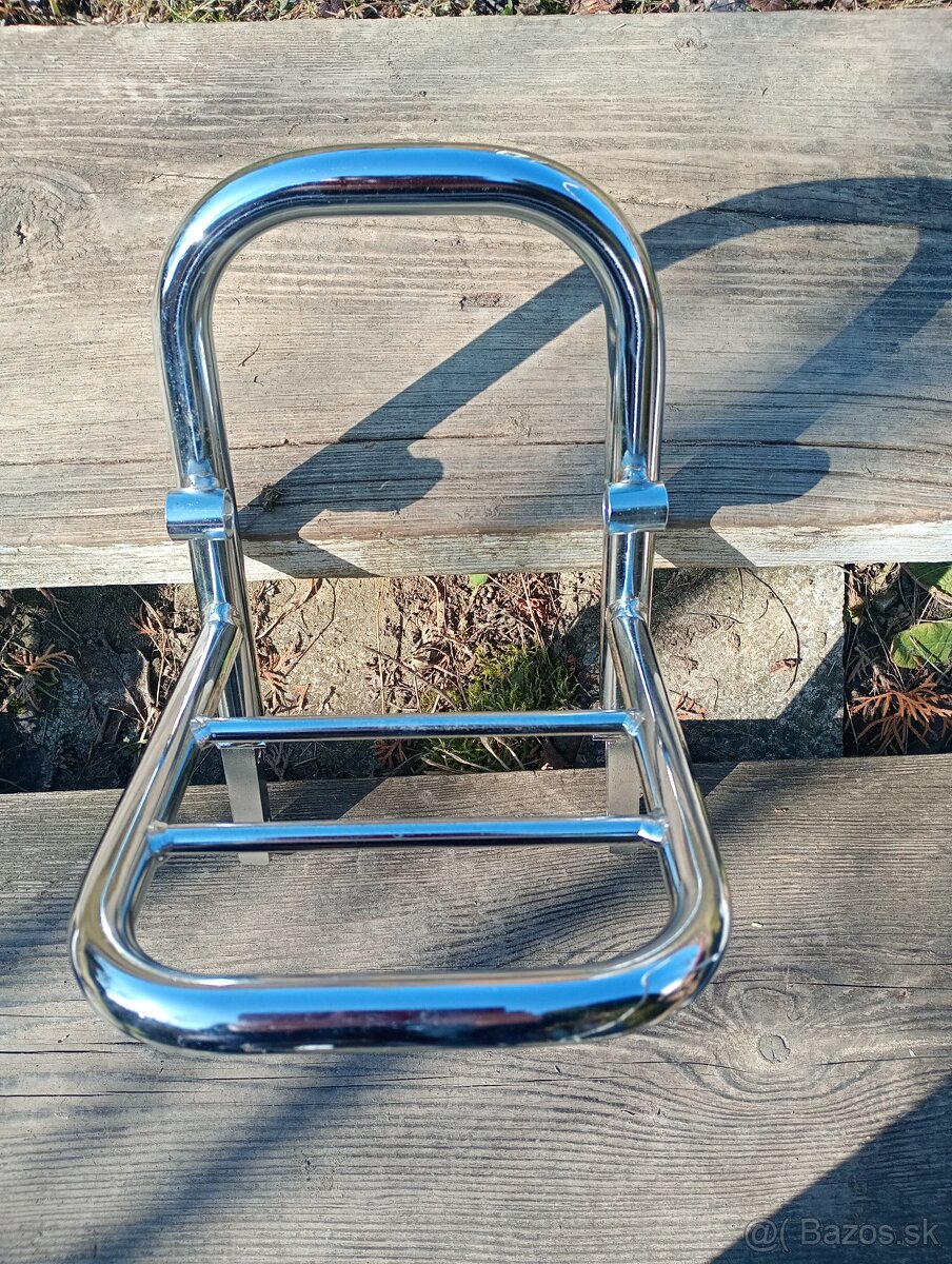 Suzuki SL 650 Savage - 9