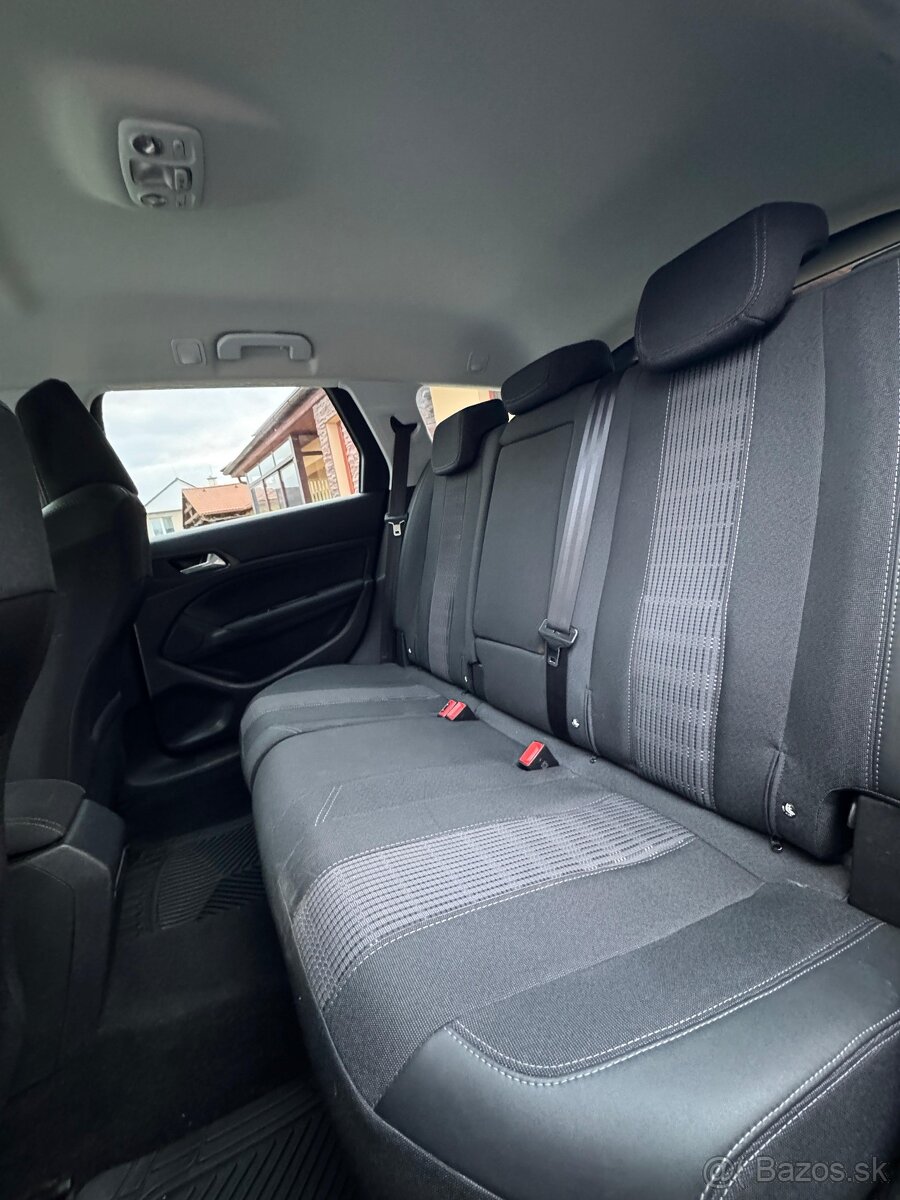 Peugeot 308SW 1.5BlueHDi EAT8 - 9