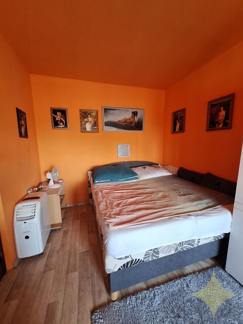 Predaj 3 izbový byt Levice - 9