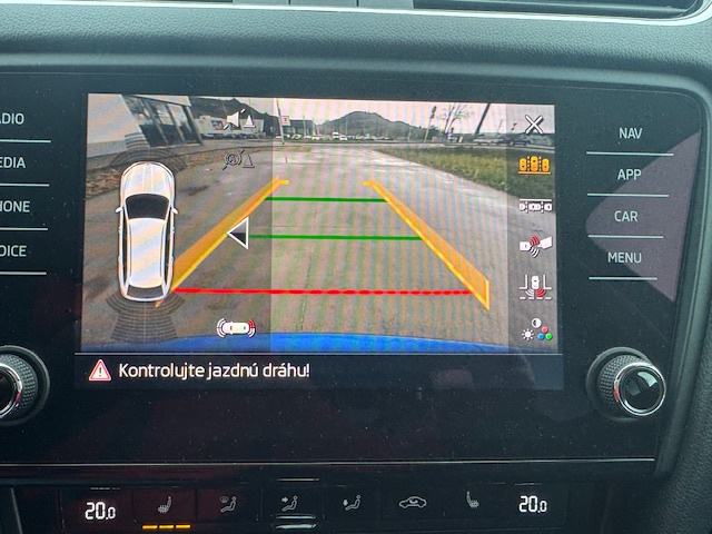 Škoda Octavia Combi 2.0 TDI Scout DSG 4x4 - 9