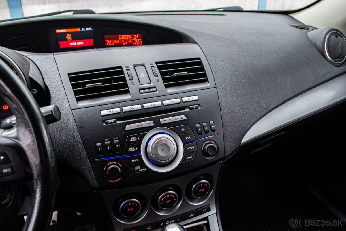 Mazda 3 Hatchback 2.0 110kW - 9