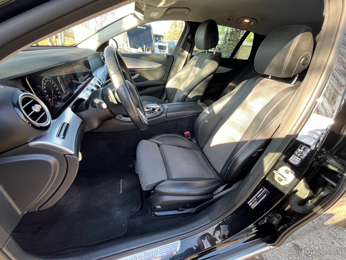 Mercedes Benz E220d All Terrain 4matic 11/2019 Historia MB - 9