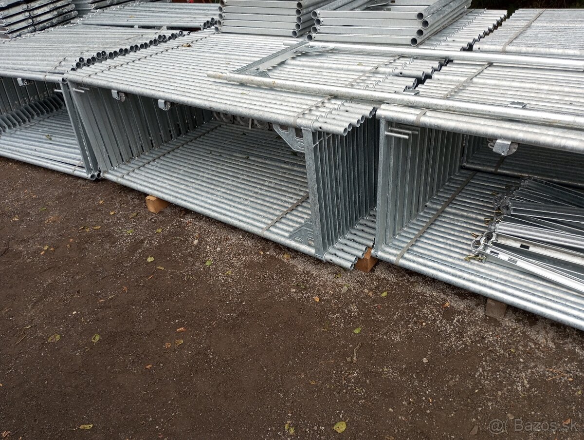 Prodám lešenie L73,447m2(layher,alfix,bauman) - 9