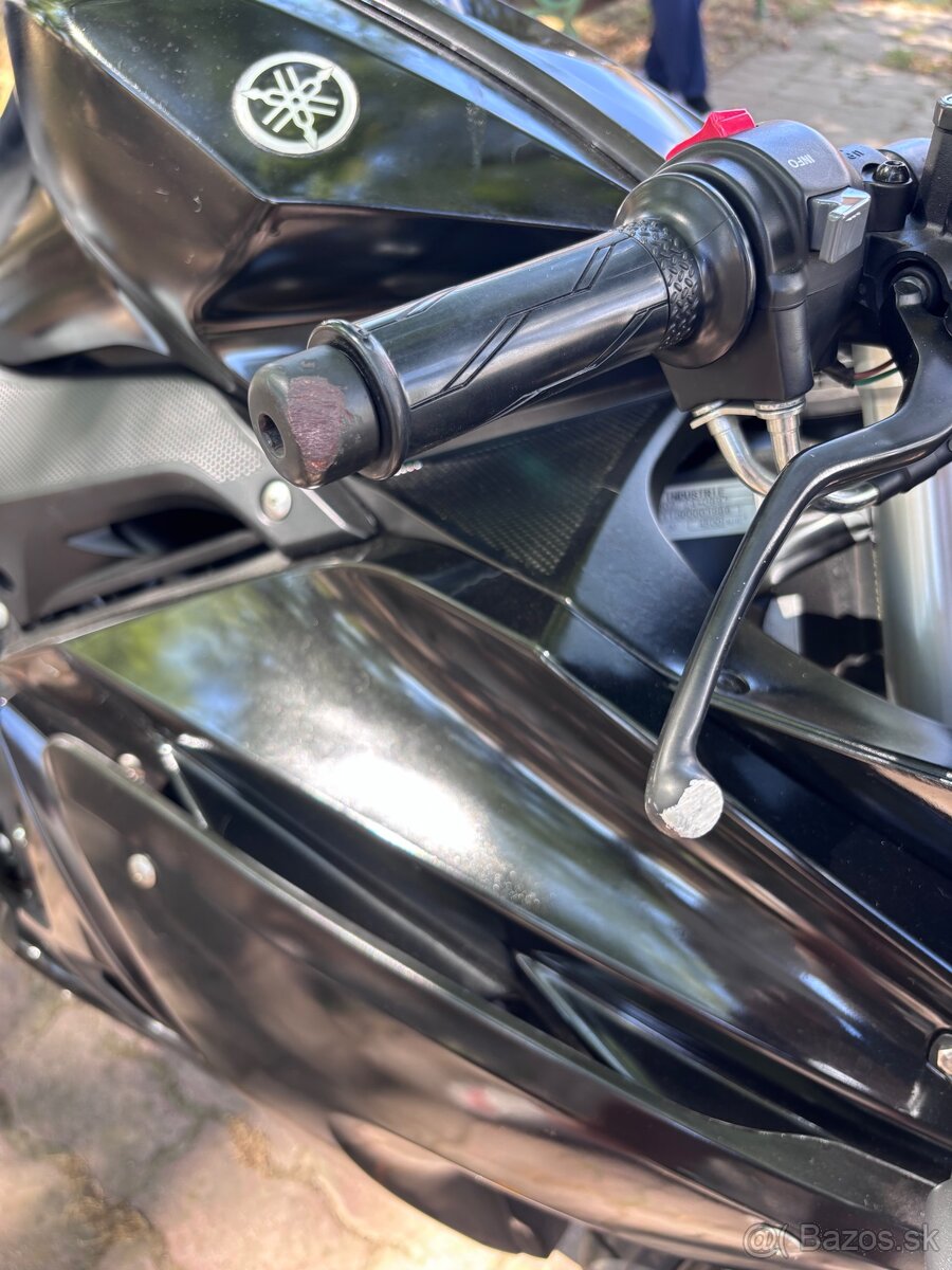 Yamaha YZF R-125 - 2014 - 9
