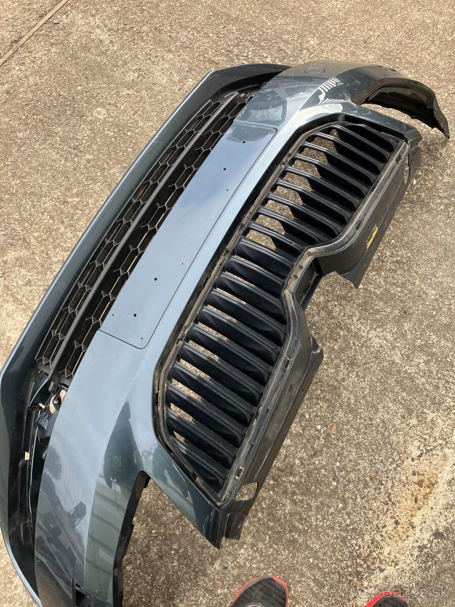 predni naraznik octavia iii 3 cerny maska ostrik - 9