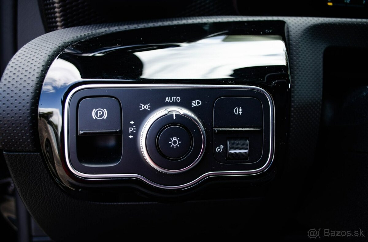 Mercedes-Benz A trieda 200 d /T - 9