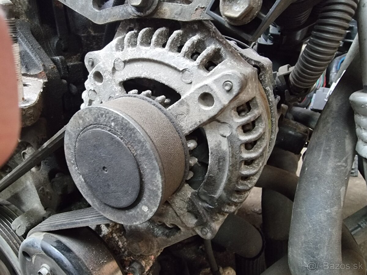 motor TOYOTA 1,4 diesel 66 KW kod 1ND-TV - 9