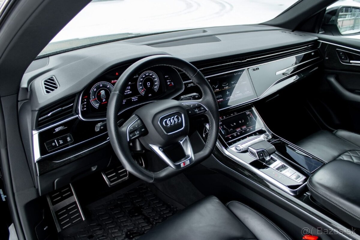 Audi Q8 - 9