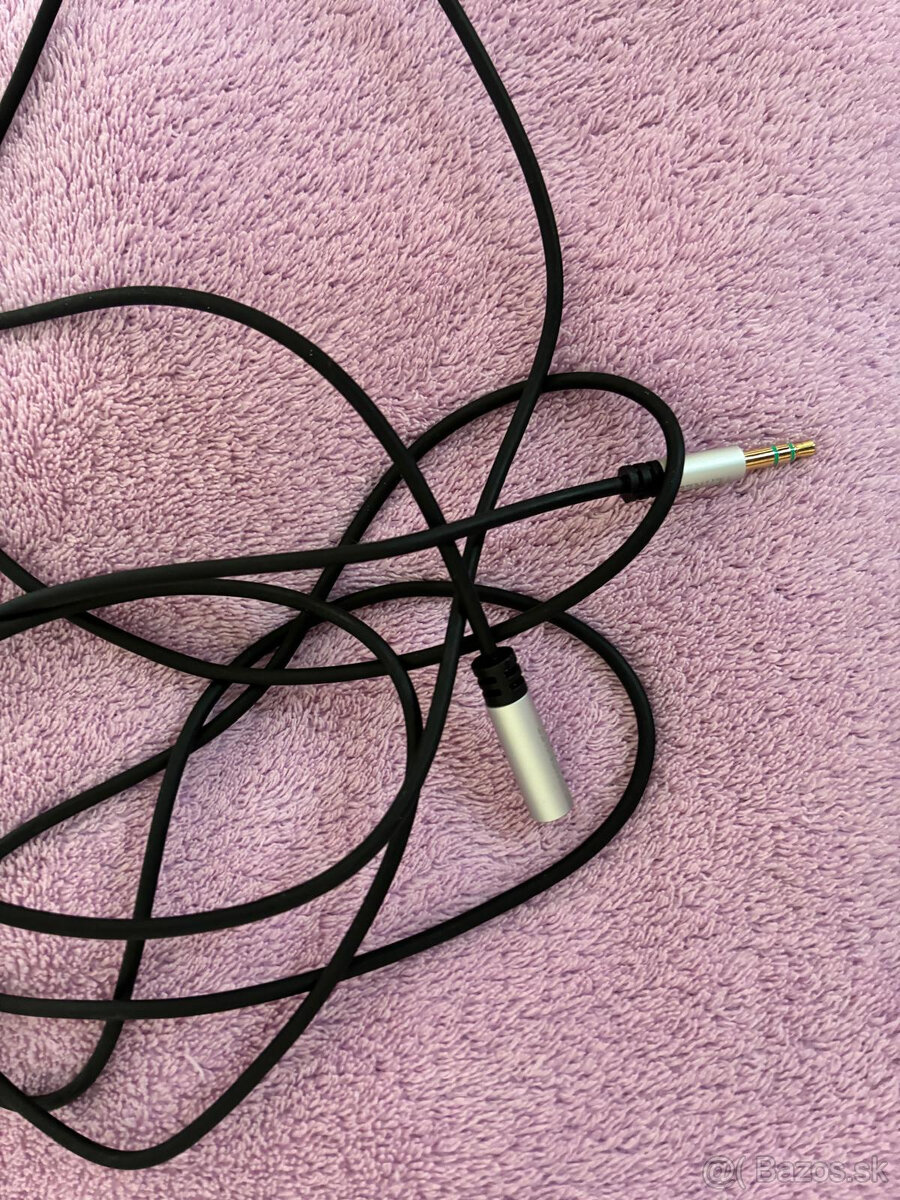 Predám viaceré nabíjačky, káble atď. - 9