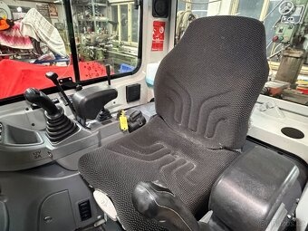 Minibagr Takeuchi TB 216 - 9