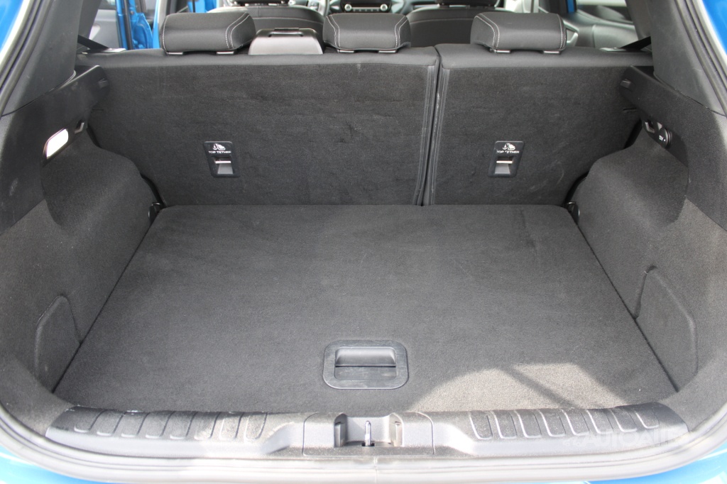 Ford Puma 1,0i ECOBOOST 92 kW - 9