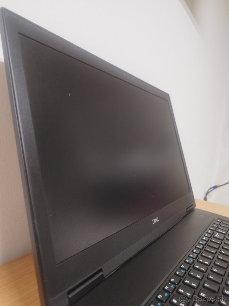 Dell Precision 7730 – 32GB RAM - 9
