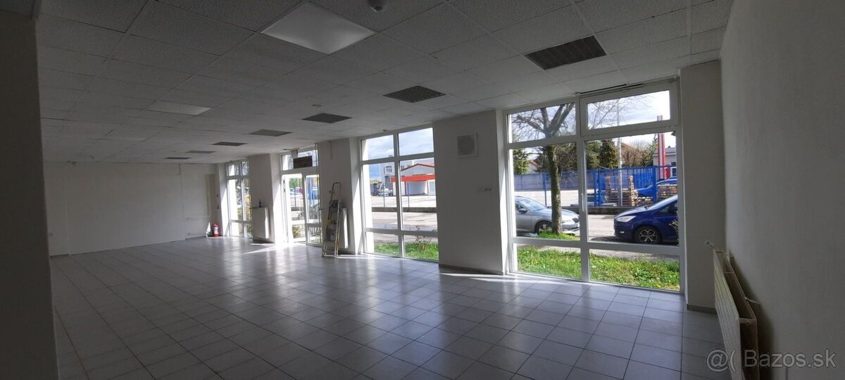 Klimatizované priestory v širšom centre, Bratislavská ulica - 9