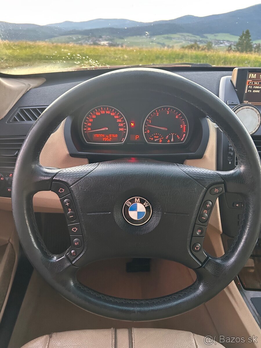 BMW X3 3.0 - 9
