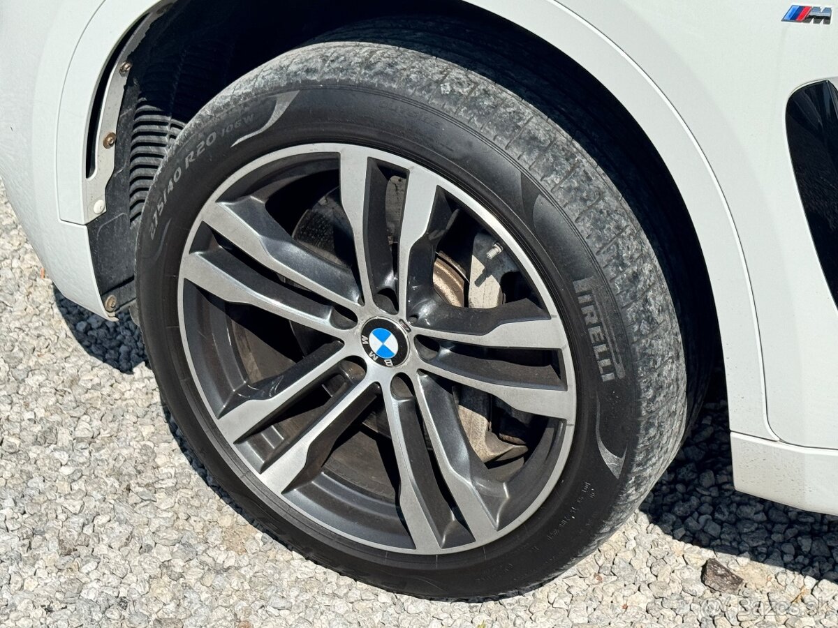 BMW X6 M 50 D - 9