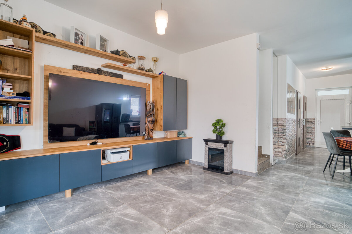 Na predaj priestranný 4-izbový rodinný dom v Bernolákove - 9